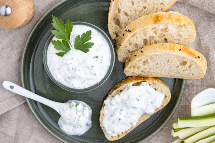 Kräuter-Quark-Dip