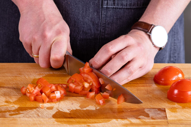 Tomaten schneiden