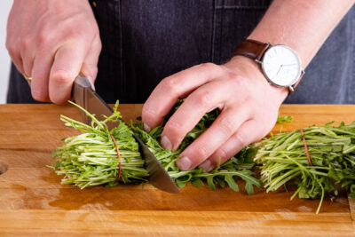 Rucola schneiden