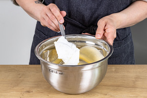 Eischnee unterheben