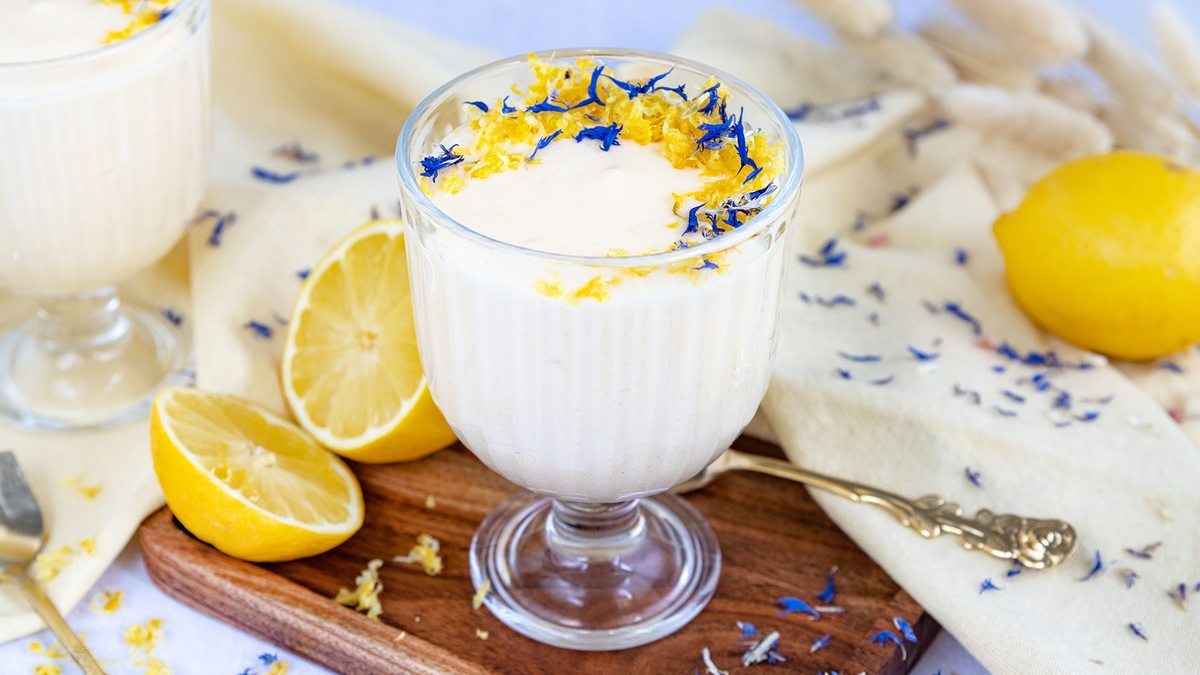 Omas Zitronencreme wie früher | DDR-Rezept - eat.de