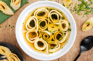 Pfannkuchensuppe