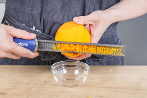 Orange reiben