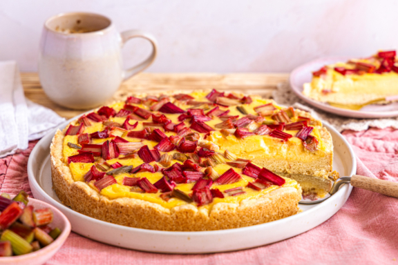 Rhabarberkuchen mit Pudding nach DDR-Rezept