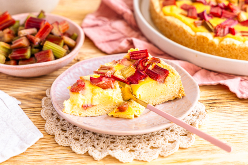 Rhabarberkuchen mit Pudding nach DDR-Rezept
