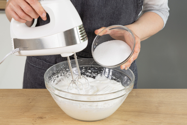 Schwarzwälder Kirschtorte ohne Alkohol | Rezept- eat.de Schwarzwälder Kirschtorte ohne Alkohol | Rezept- eat.de