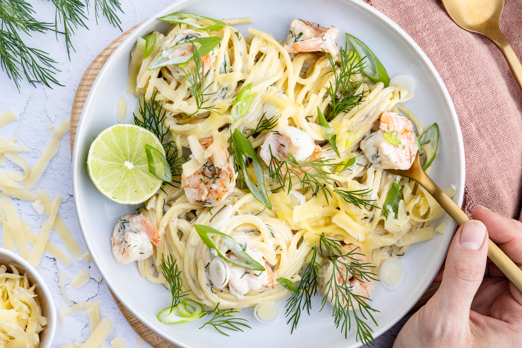 Spaghetti mit Garnelen-Sahnesauce
