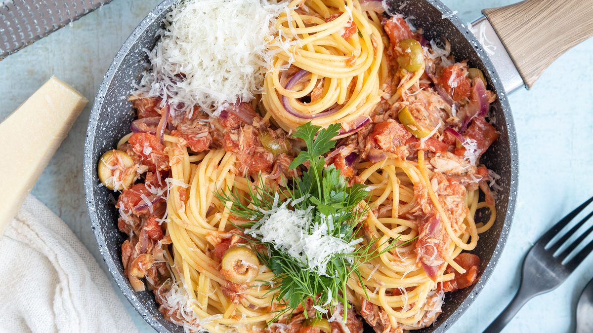 Spaghetti mit Thunfischsoße