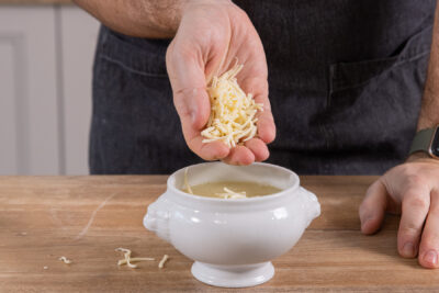 Zwiebelsuppe überbacken