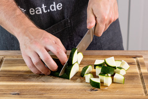 Zucchini schneiden