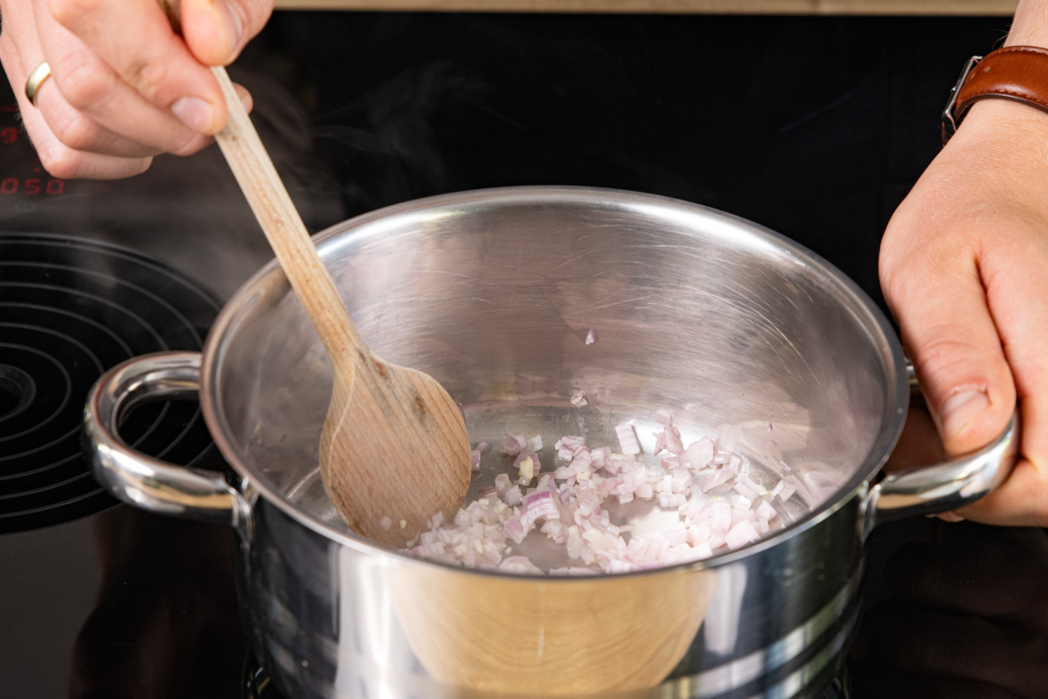 Einfache dunkle Soße zu Entenbrust