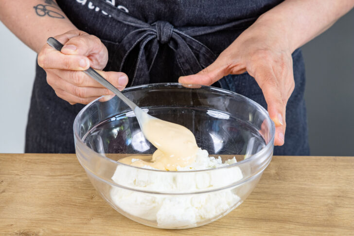 Vanillejoghurt zu Magerquark geben