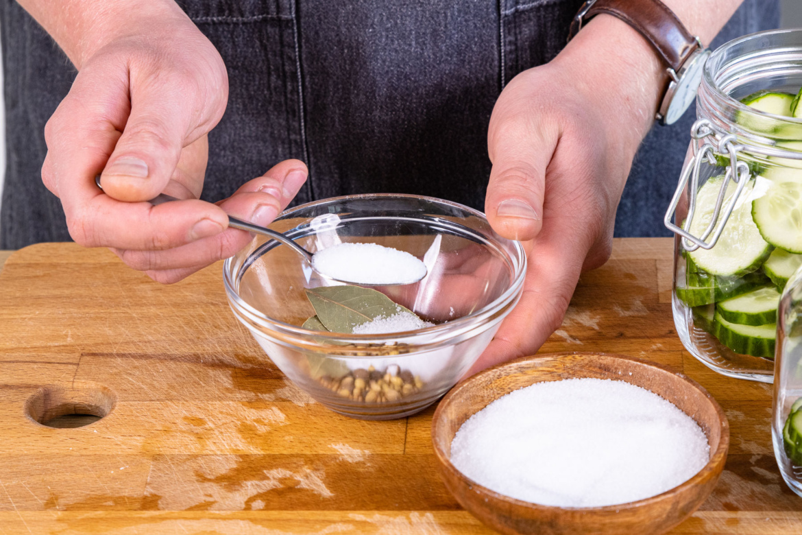 Gurken einlegen ohne Kochen | Rezept Gurken einlegen ohne Kochen | Rezept
