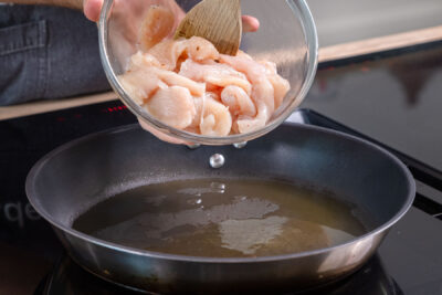 Hähnchen anbraten