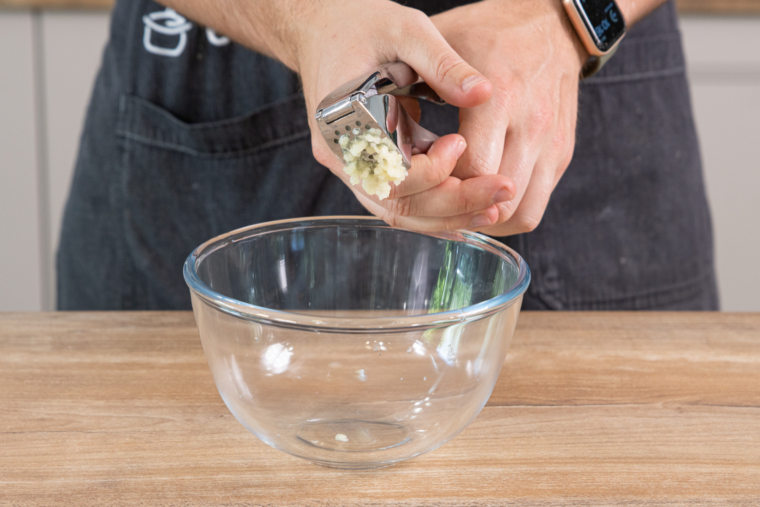 Joghurt-Knoblauch-Dip | Rezept- eat.de Joghurt-Knoblauch-Dip | Rezept- eat.de