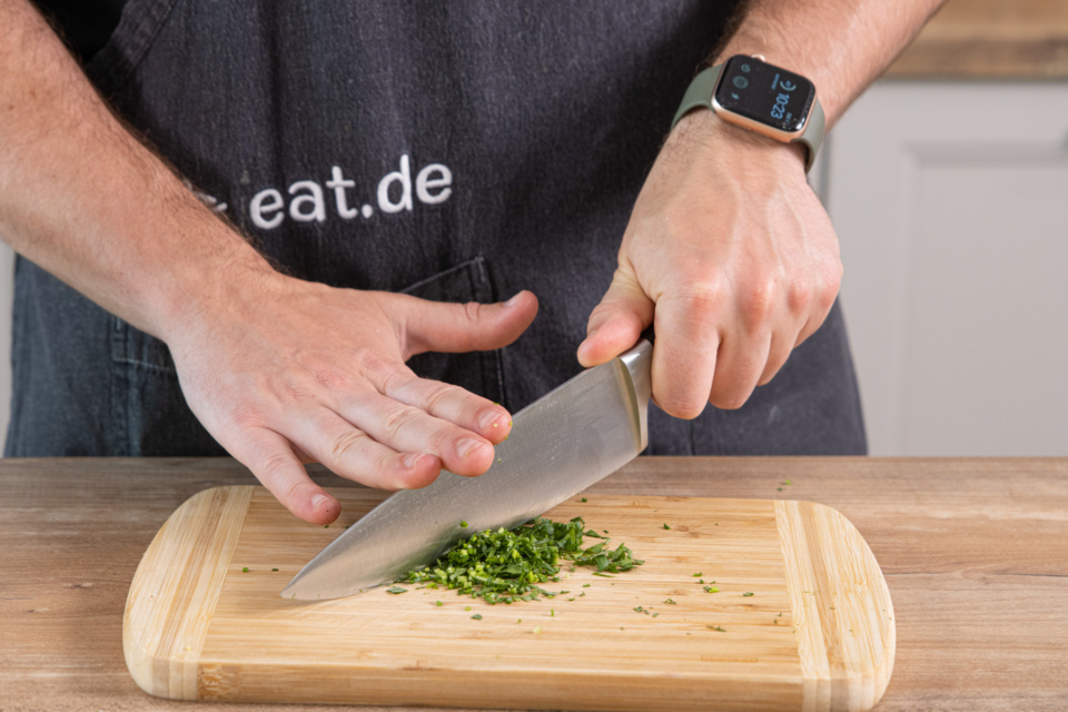 Joghurt-Knoblauch-Dip | Rezept- eat.de Joghurt-Knoblauch-Dip | Rezept- eat.de