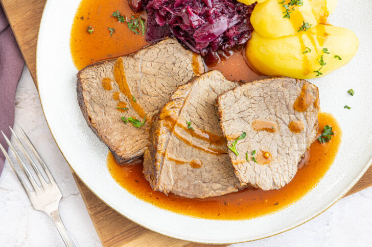 Klassischer Rinderschmorbraten