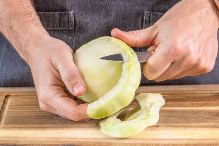 Kohlrabi schälen