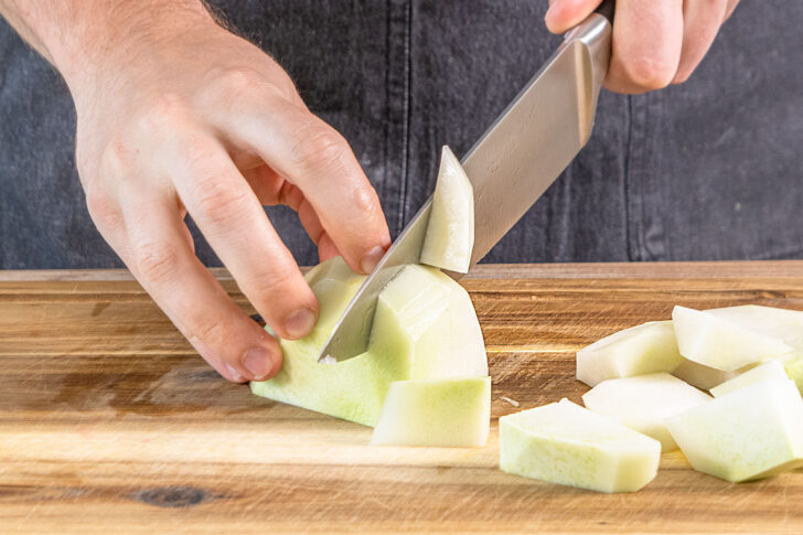 Kohlrabi schneiden