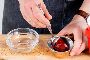 Koreanische Chilipaste anmischen