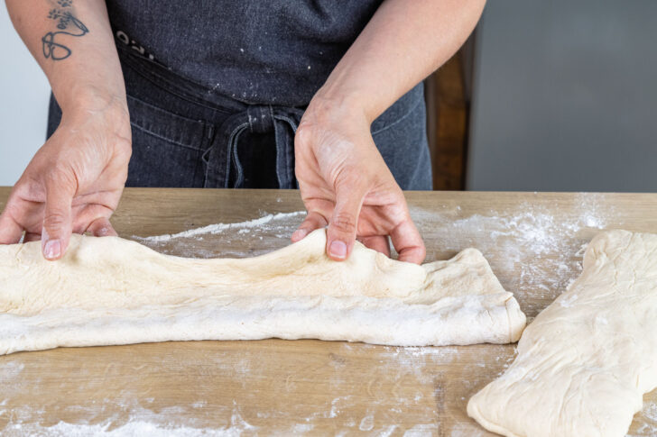 zwei Baguettes formen