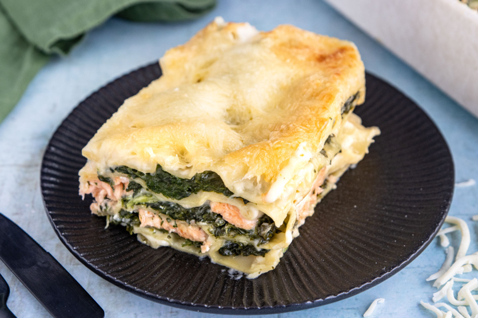 Lachslasagne mit Spinat | Rezept - eat.de