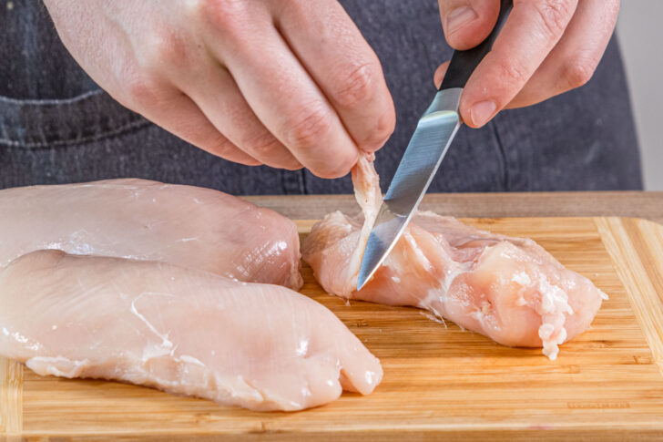 Fleisch von Sehnen befreien