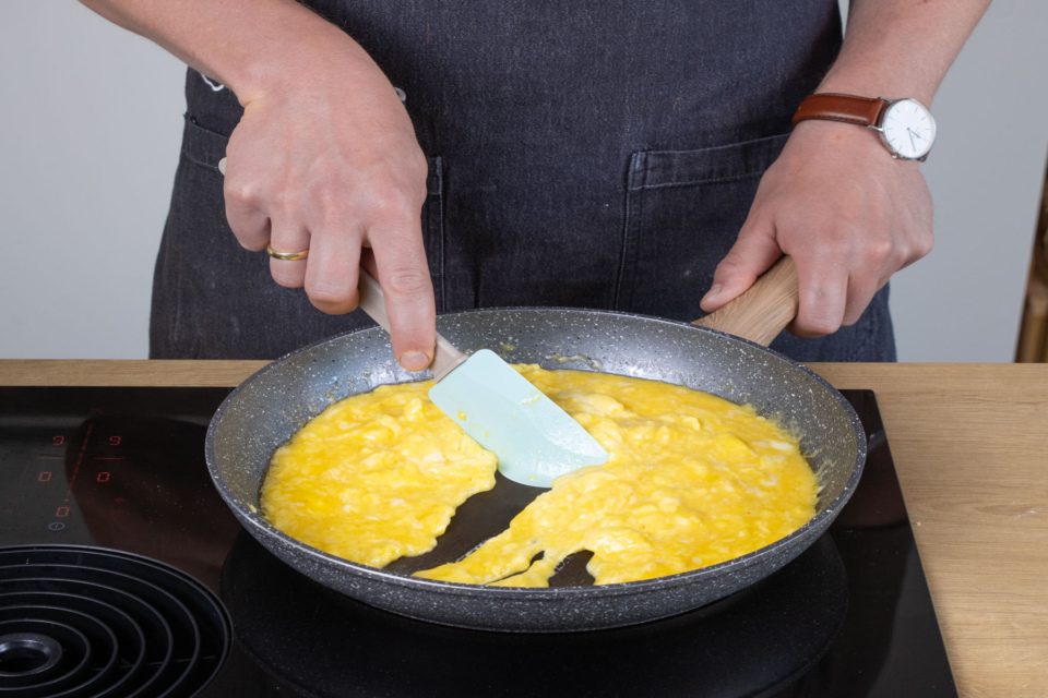 Rührei mit Käse | Rezept