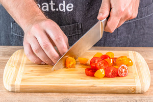 Tomaten halbieren