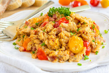 Rührei mit Tomaten