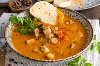 Schweinegulasch