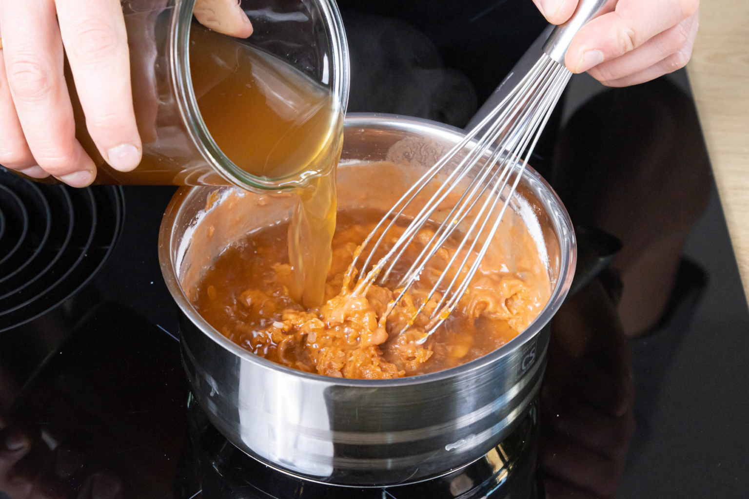 Soße mit Fond aus dem Glas | Rezept