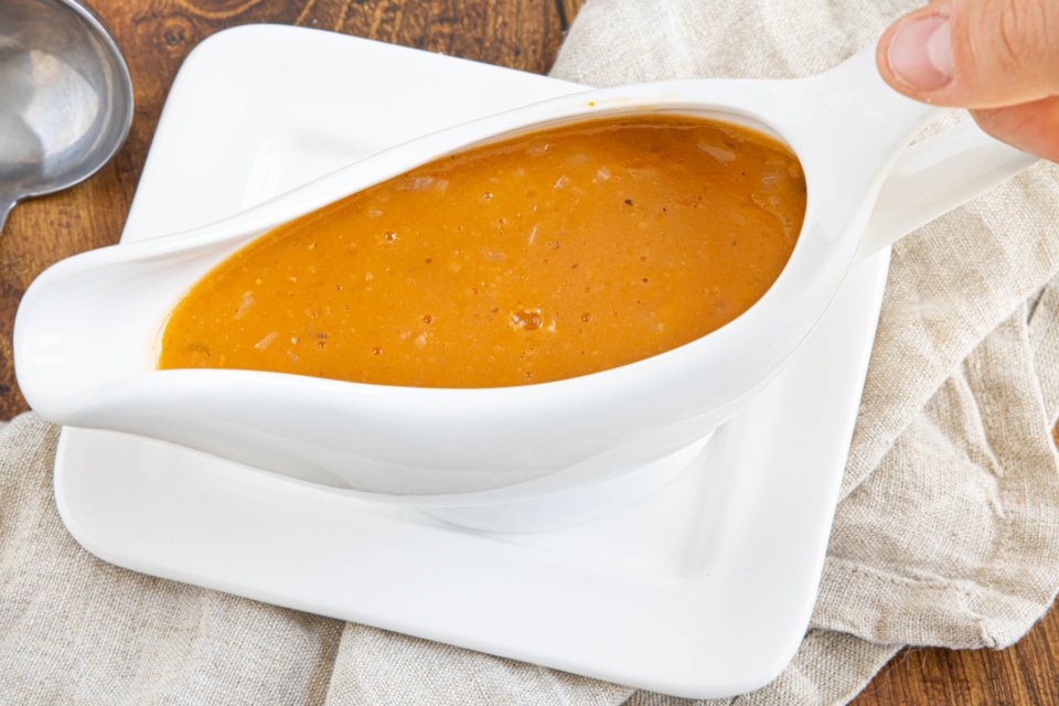 Soße mit Fond aus dem Glas | Rezept - eat.de