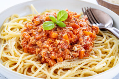 Vegetarische Tofu-Bolognese