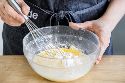 Puddingpulver unterrühren