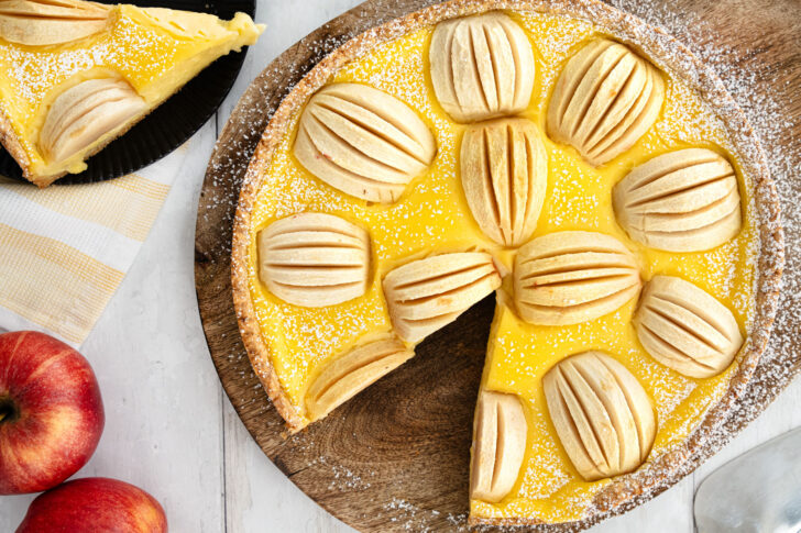 Versunkener Apfelkuchen mit Pudding