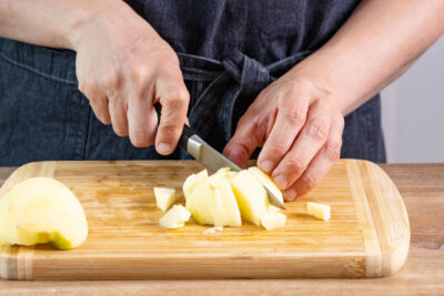 Äpfel schneiden