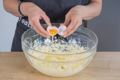 Eier dazugeben