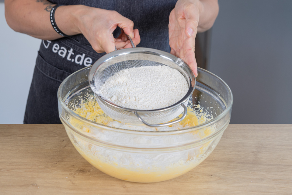 Aprikosenkuchen vom Blech | Rezept- eat.de