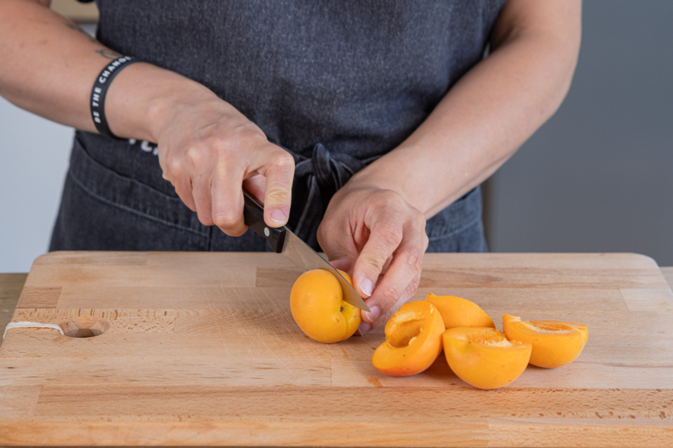 Aprikosenkuchen vom Blech | Rezept- eat.de Aprikosenkuchen vom Blech | Rezept- eat.de