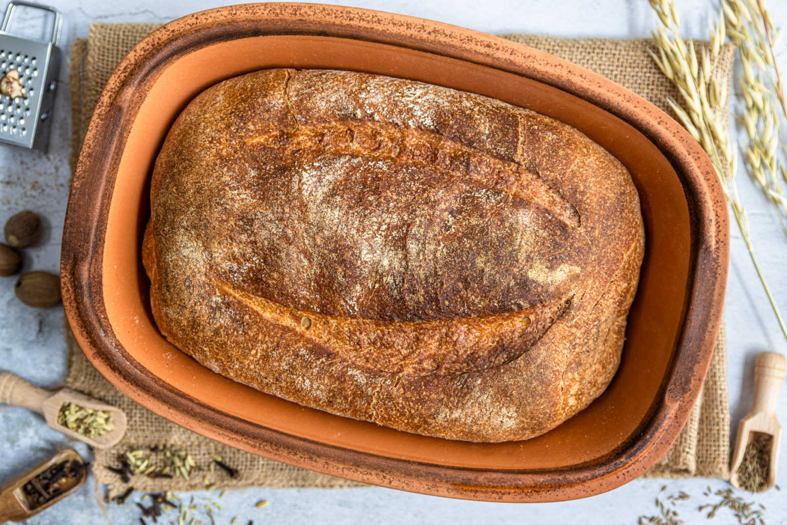 Brot backen im Römertopf | Rezept- eat.de