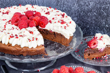 Brownie-Himbeer-Torte