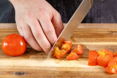 Tomaten schneiden