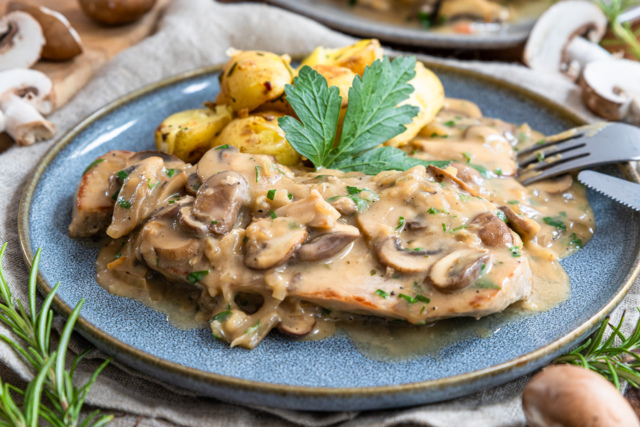 Champignon-Rahm-Schnitzel | Rezept- eat.de