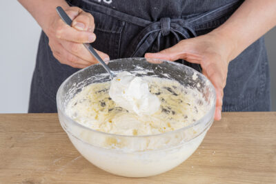 Frischkäse unterrühren