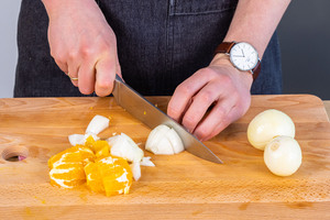 Zwiebel & Orange scheiden