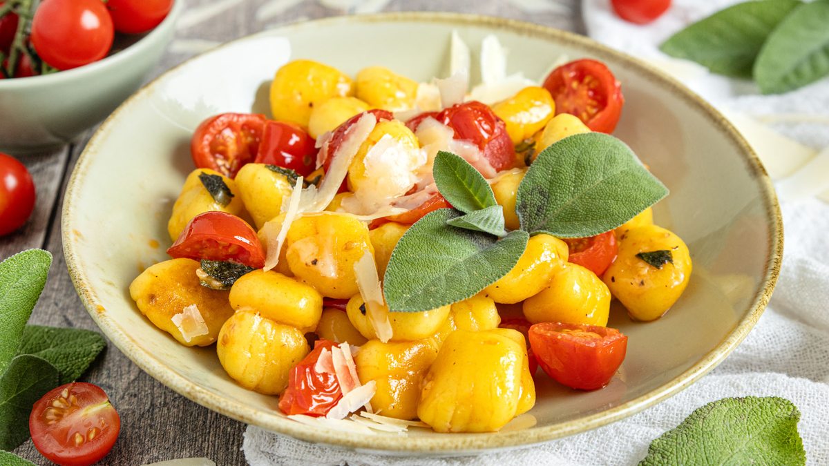 Gnocchi mit Salbeibutter & Parmesan