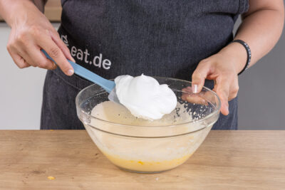 Eischnee unterheben