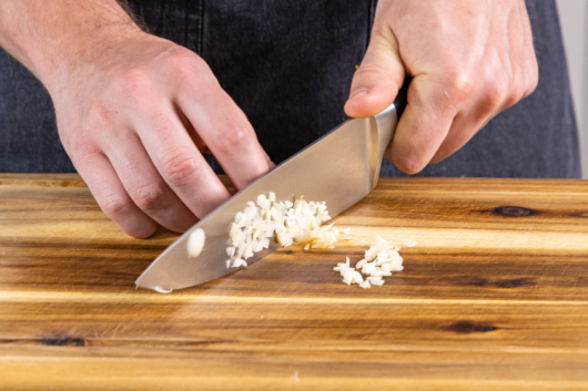 Knoblauch schneiden