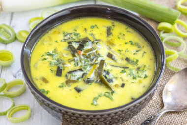 Lauchsuppe mit Schmelzkäse